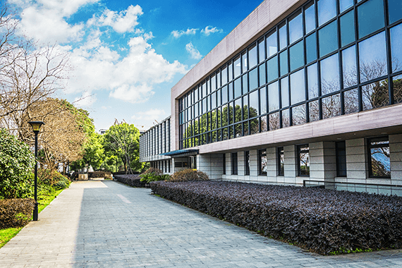 Commercial real estate loans properties